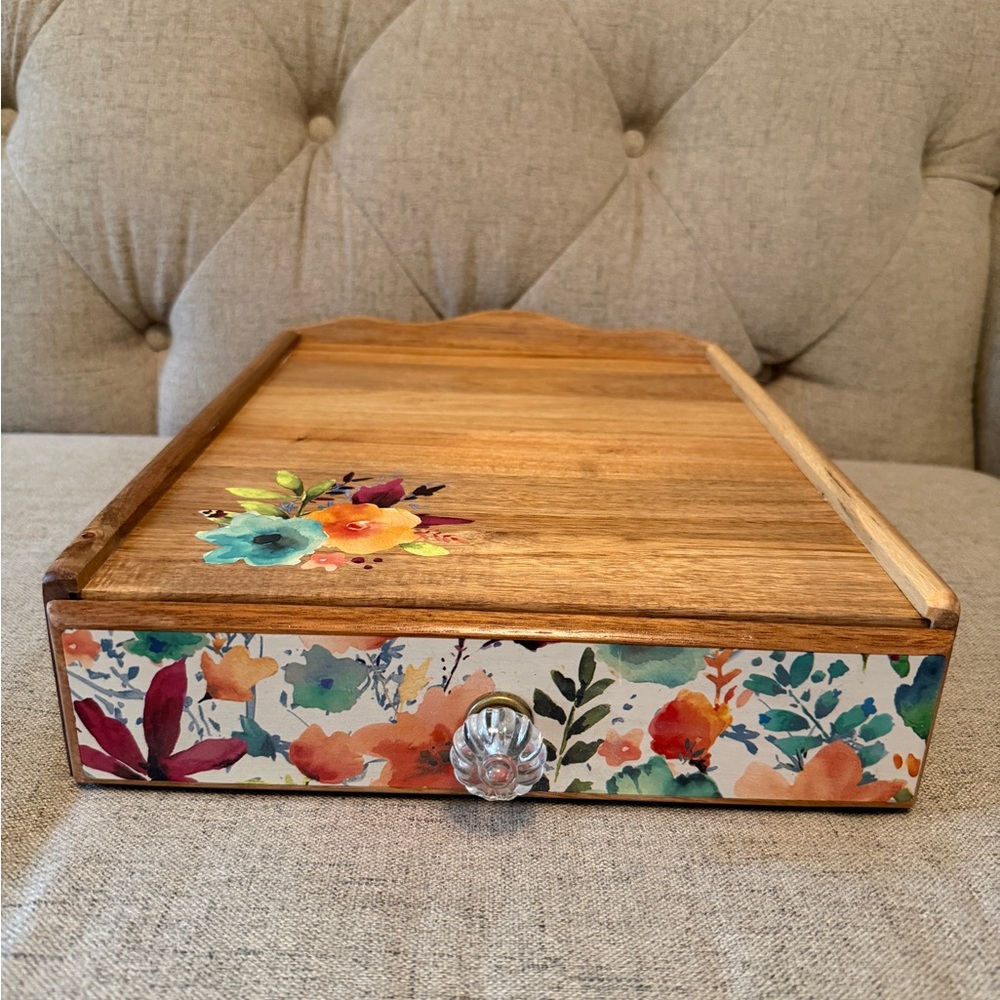 The Pioneer Woman Floral Wooden Tray with Crystal Knob